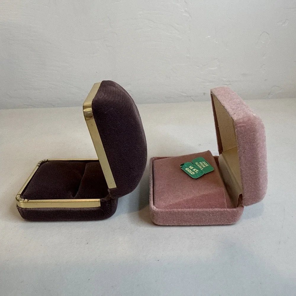 Lot2 VTG Velvet Ring Box Set Mauve Pink Pastel MCM Proposal Wedding Photo Prop